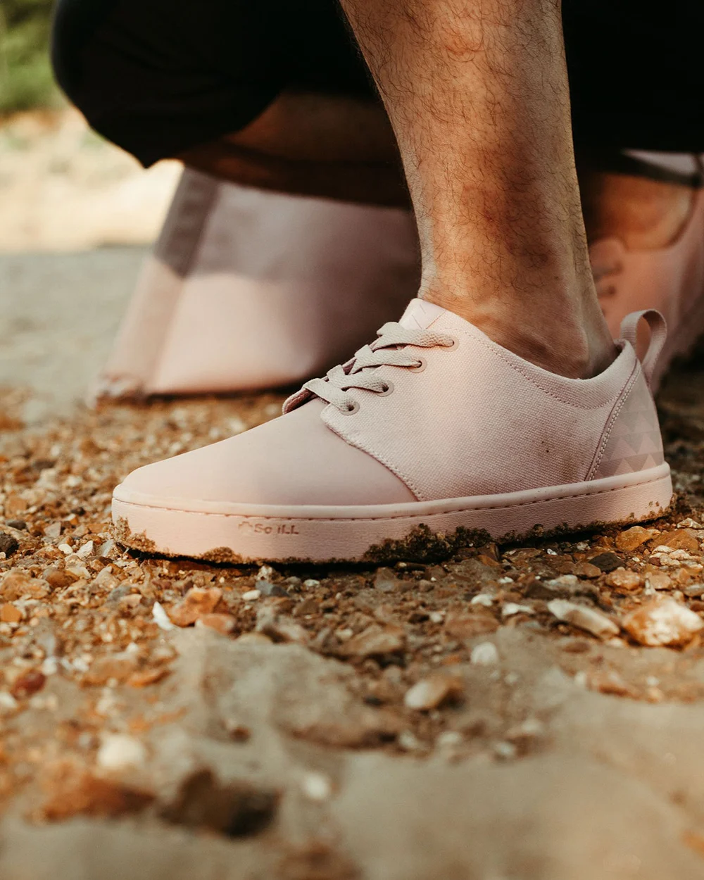 so-ill-x-jason-momoa-roam-dry-bag-shoe-6