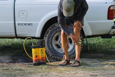 Geyser Systems Portable Shower with Heater-thumbnail