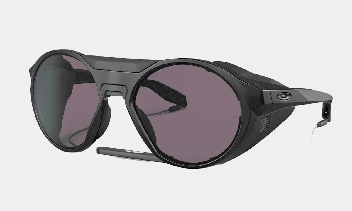 glacier-glasses-alex-tzelnic-oakley