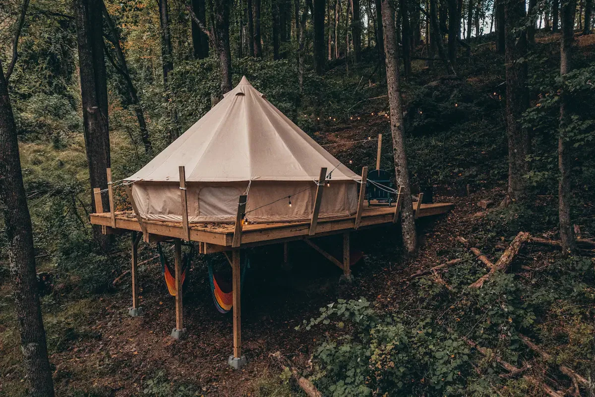 virginia-glamping-tents-near-shenandoah-park-exterior