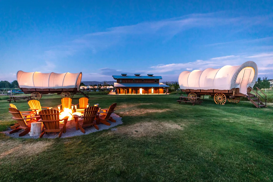 utah-bear-lake-conestoga-ranch-exterior