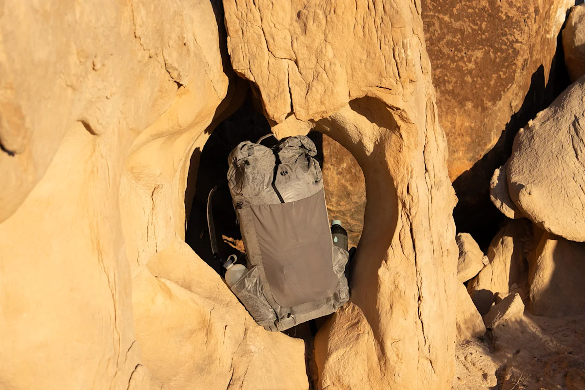 danielle-vilaplana-gossamer-gear-mirage-review-lifestyle-rock