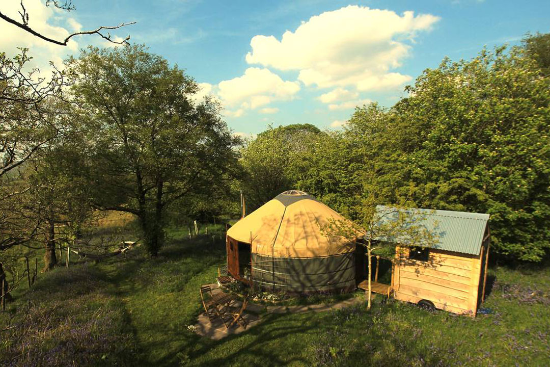 Yurt camping lake clearance district