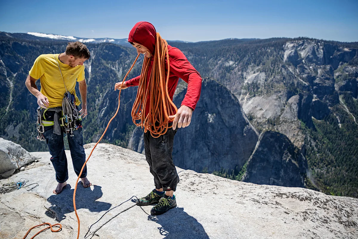 Honnold-Free-Solo-El-Cap-3