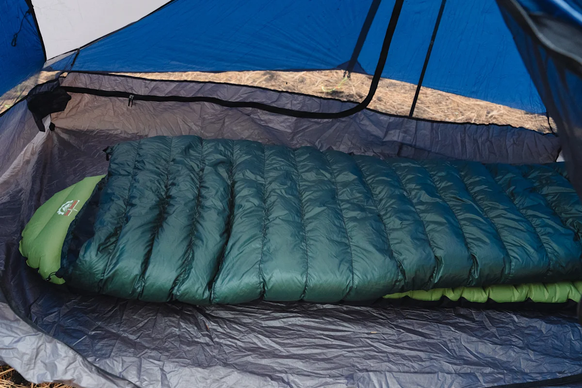 danielle-vilaplana- best-backpacking-quilts-sastrugi