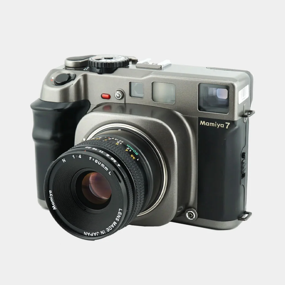 medium-format-cameras-mamiya-7