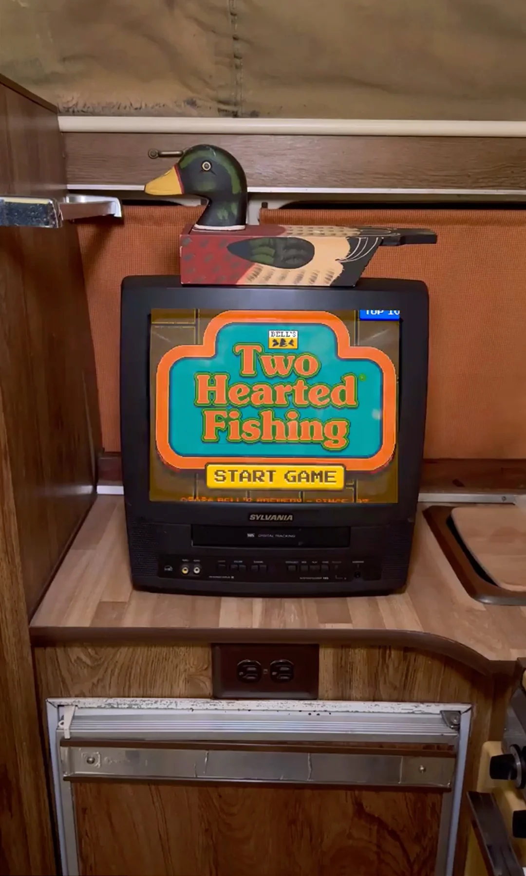 old-time-hawkey-tv-game-vertical
