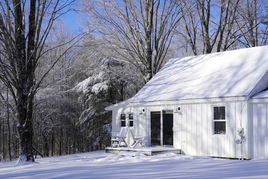 lake-ashmere-cabin-hinsdale-massachusetts