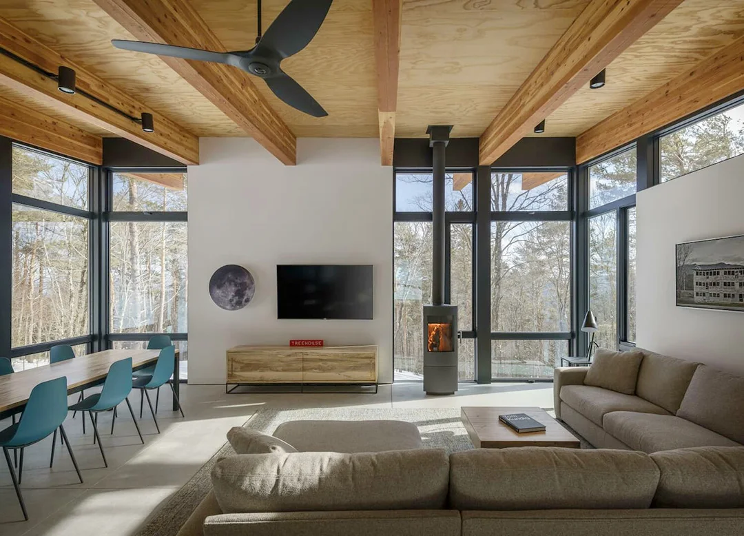 Northern-Vermont-Cabins-Stowe-Sterling-Treehouse-2