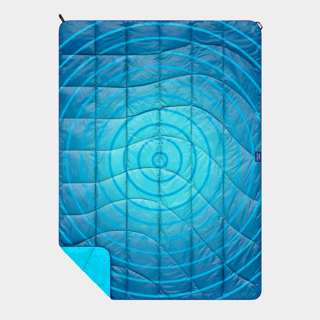 Rumpl x Nicole McLaughlin Collab Blanket Tote Review Field Mag