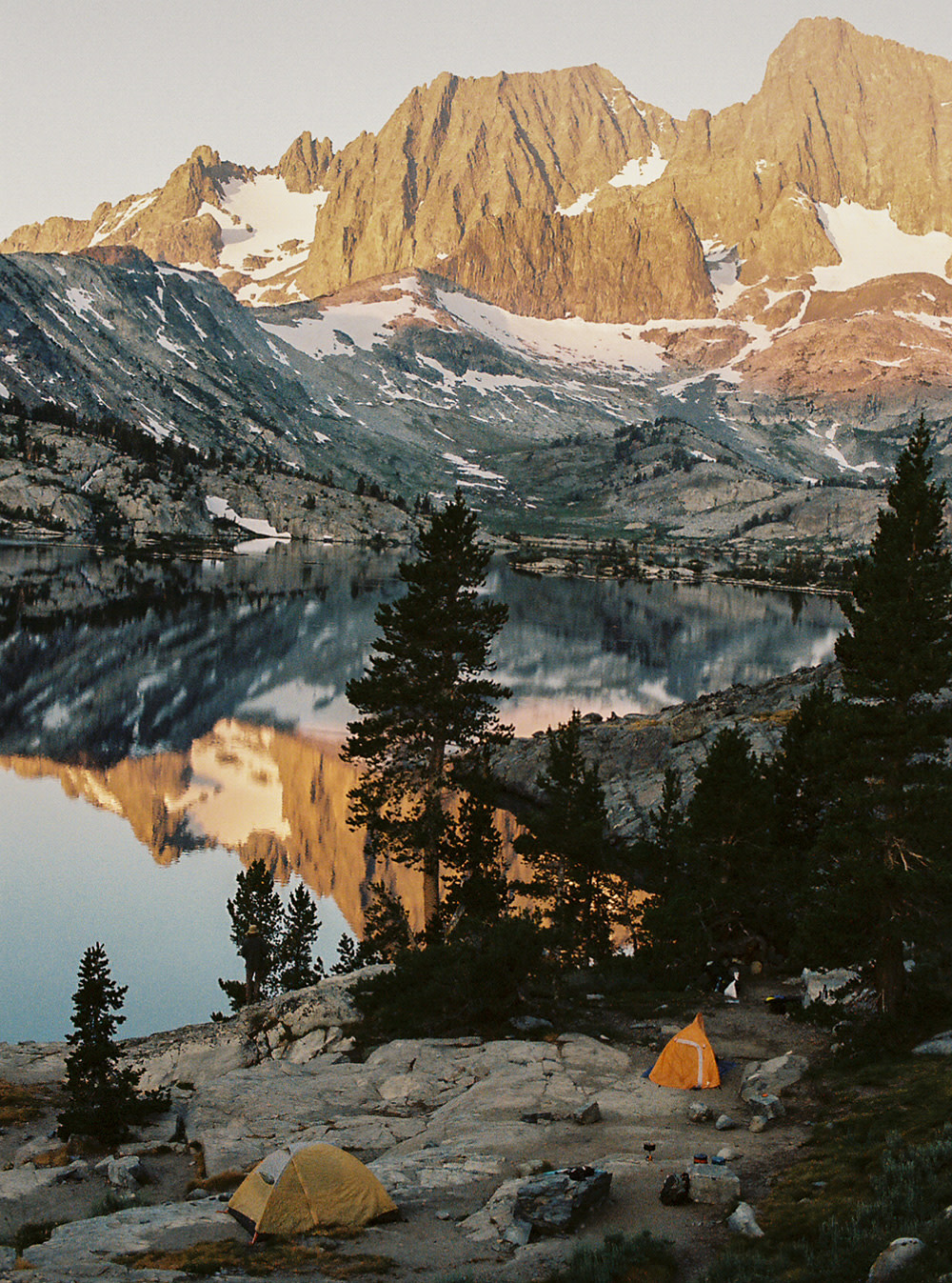 Garnet Lake Hiking Guide - Ansel Adams Wilderness | Field Mag