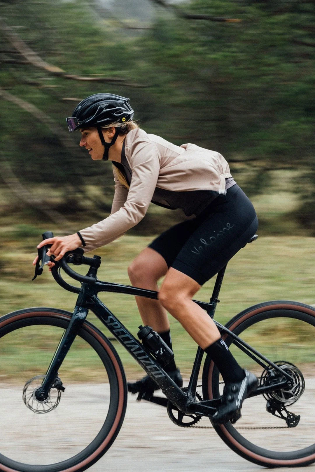 womens-cycling-brands-veloine-lifestyle