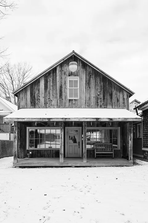 Northern-Vermont-Cabins-Stowe-Acorn-House-1