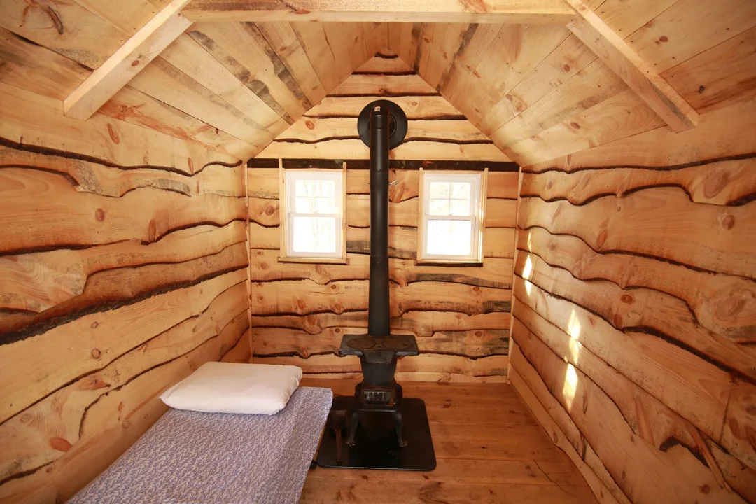 Maine-Cabin-Rentals-Canton-Mountain-Valley-Cabin-Interior