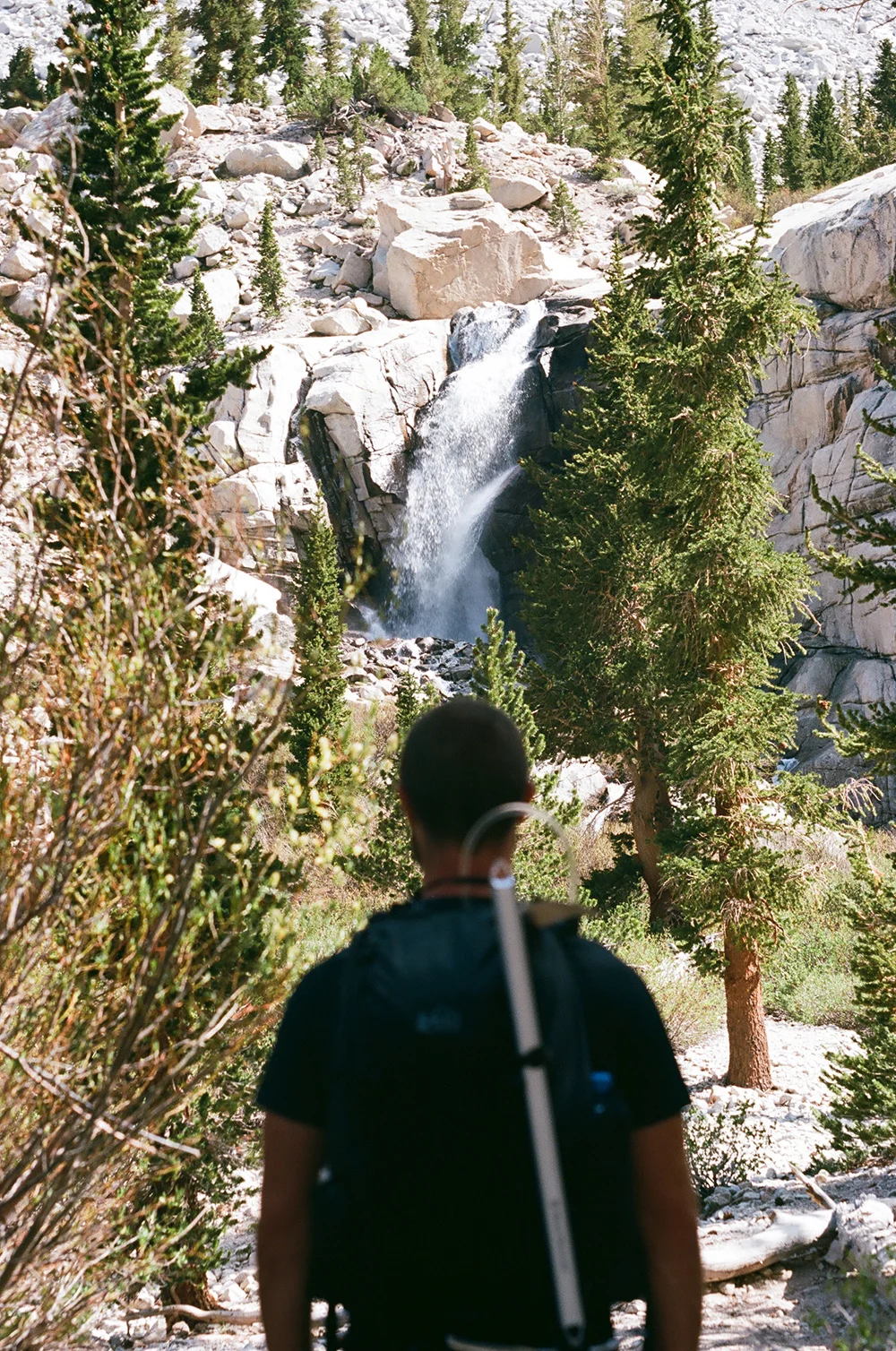 D-Nieves-Mt-Whitney-Fieldmag-14