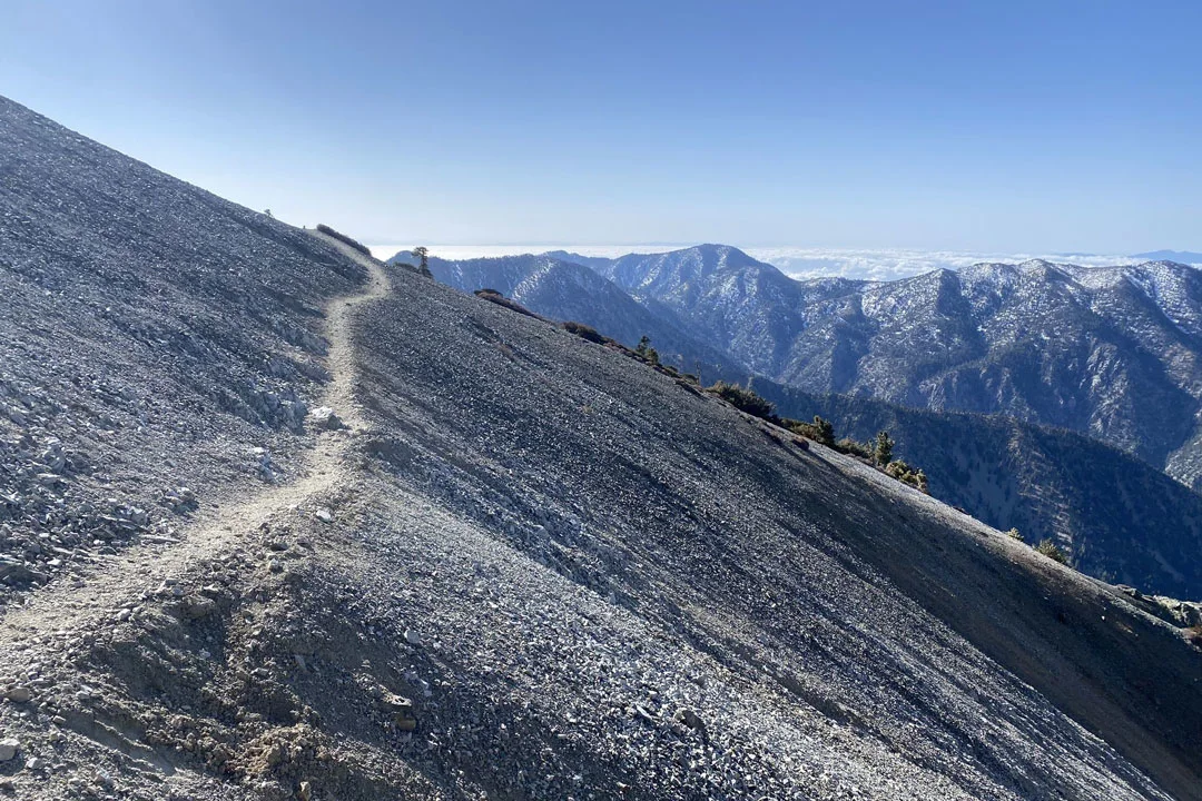Los-Angeles-Hiking-Trails-mt-baldy