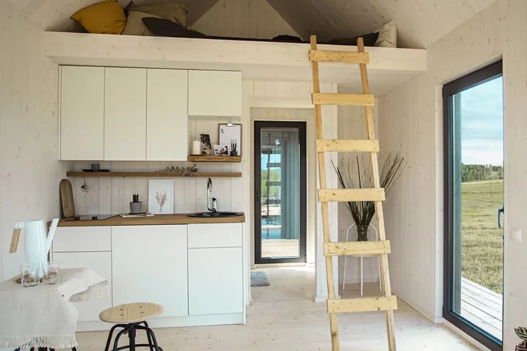 my-cabin-milla-latvia-ladder