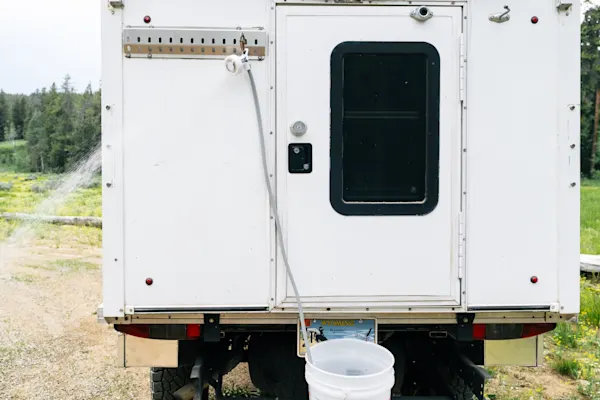 Flextail Max Shower-thumbnail