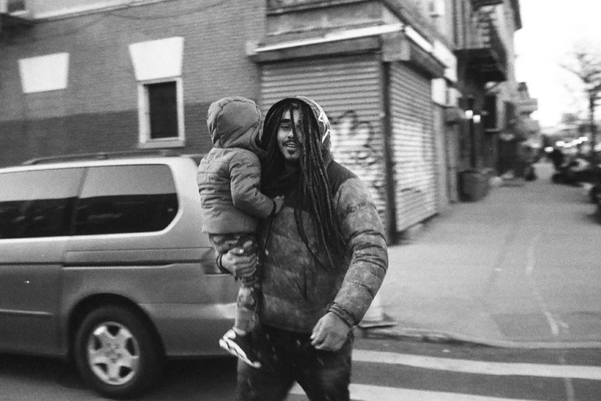 Dominick-Lewis-Photodom-Street-Photography-Fieldmag