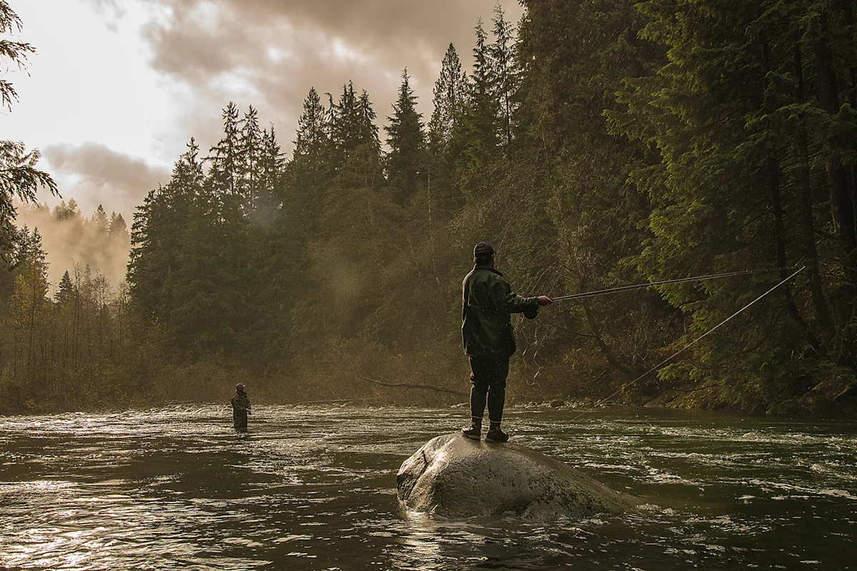 Fernando-Lessa-Urban-Salmon-Fieldmag-1