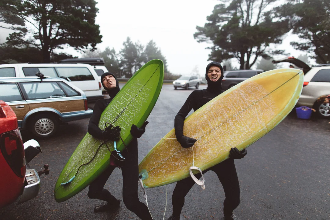 alimo-sean-kesterson-surfboard-goofing-off