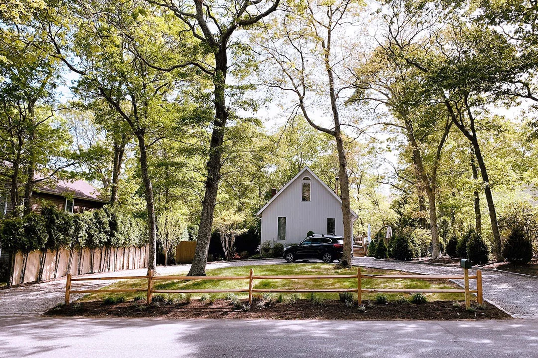 Montauk-Cabins-Bright-Modern-Cabin-2