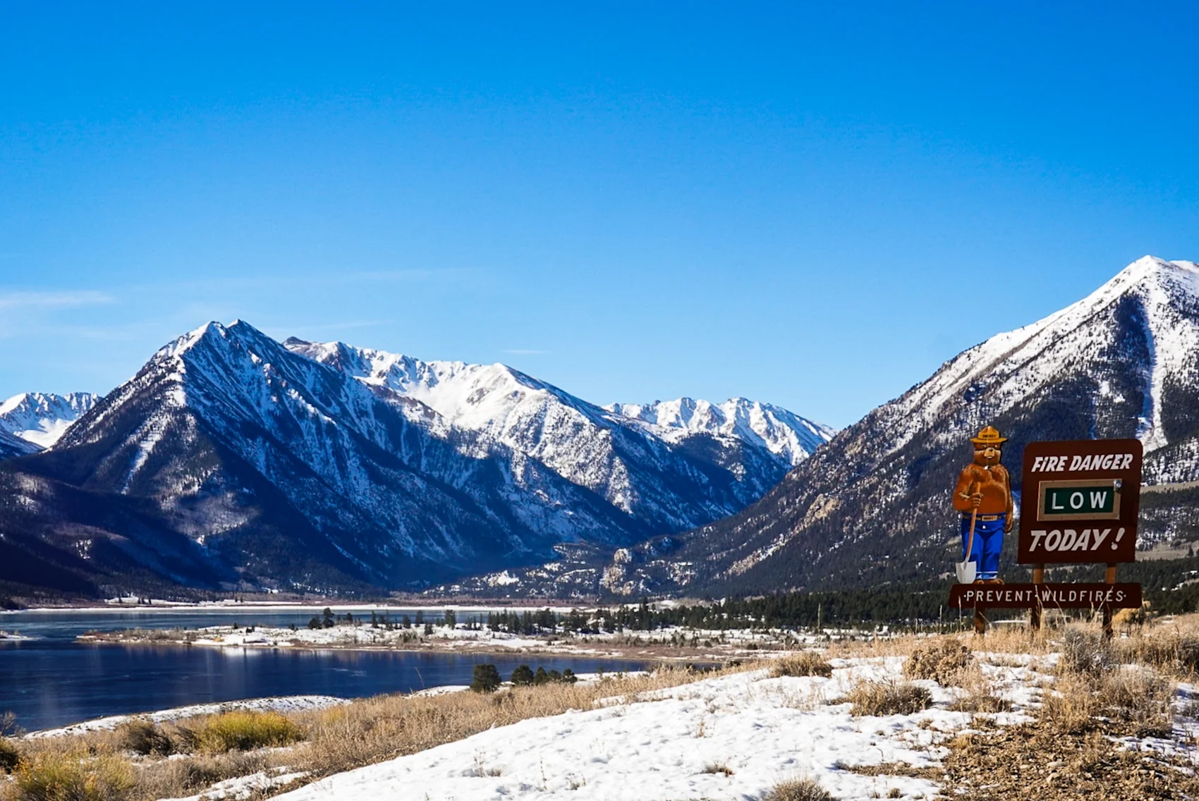 Mount Elbert Hiking Guide: How To Tackle the 14er in the Winter | Field Mag