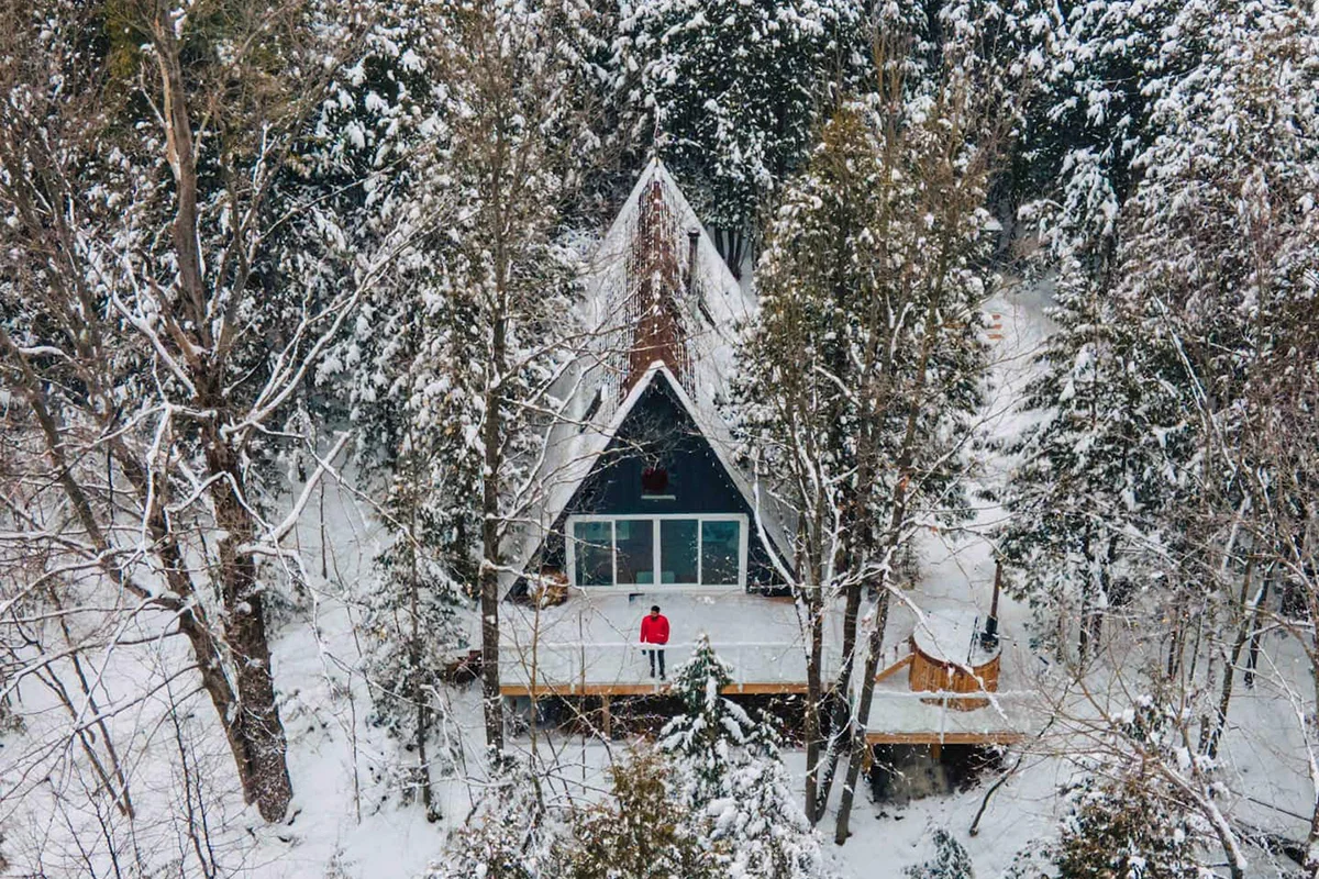 ontario-cabin-rentals-back-to-the-cabin-aframe