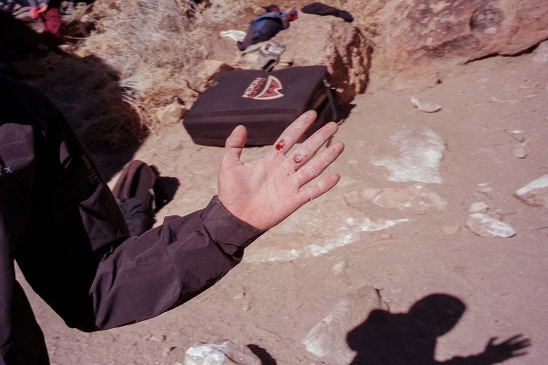 FieldMag-Climbing-Terms-Flapper