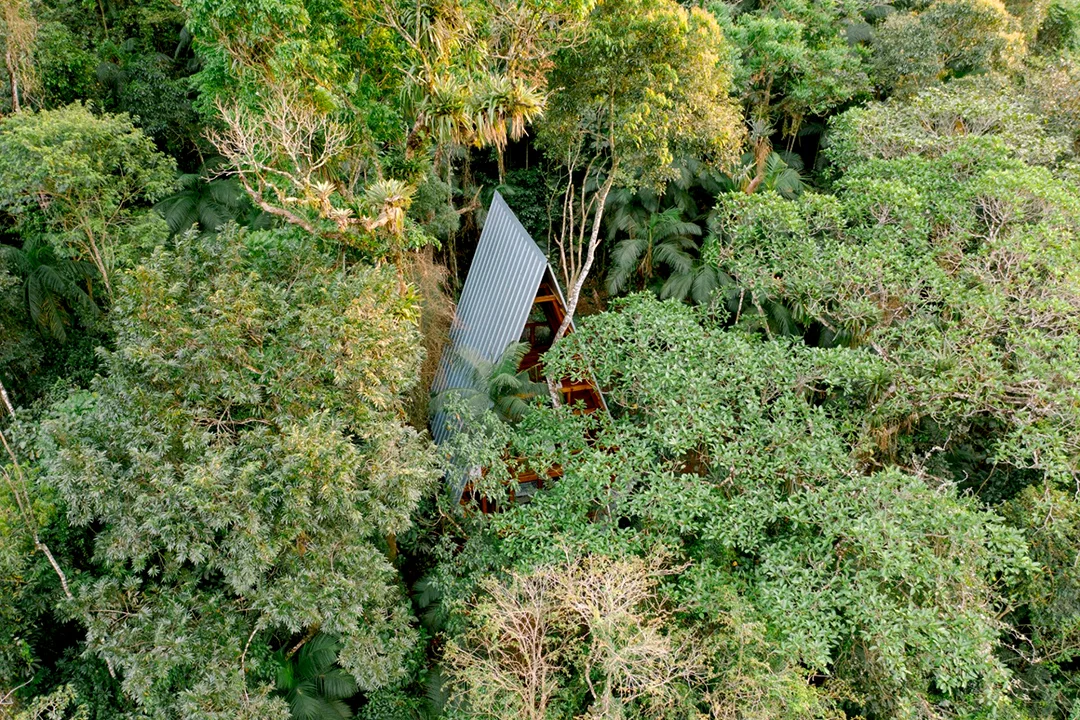 Monkey-House-Aframe-Brazil-Aerial