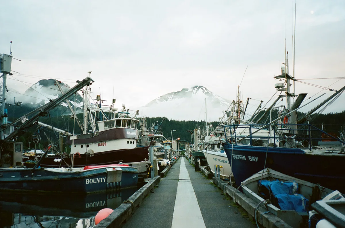 James-Barkman-Alaska-Salmon-Fishing-Fieldmag-11