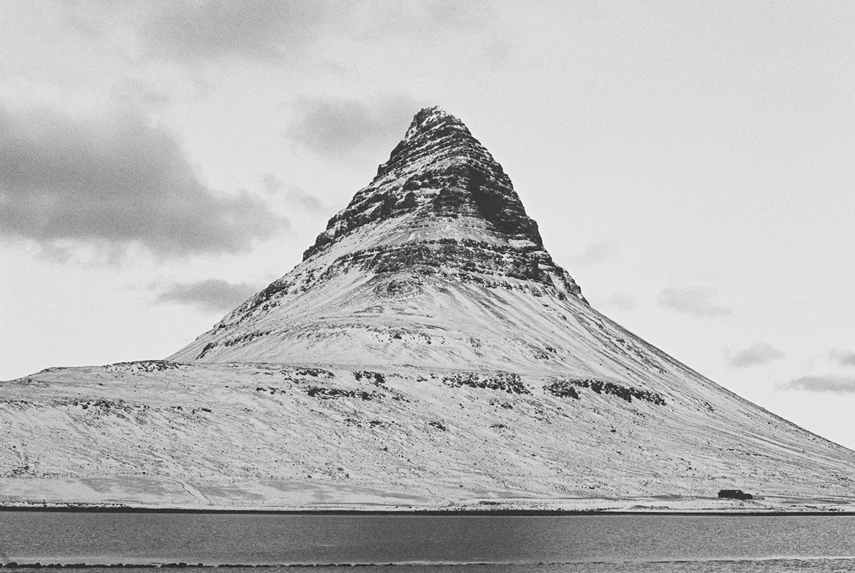Hanks-Klein-BW-Iceland-Fieldmag-9
