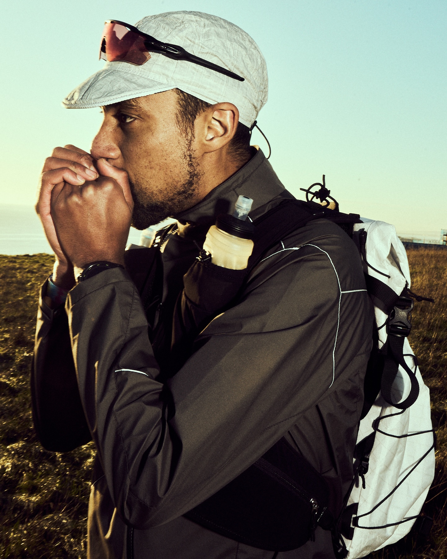 Cimoro-Brand-Profile-man-cupping-hands