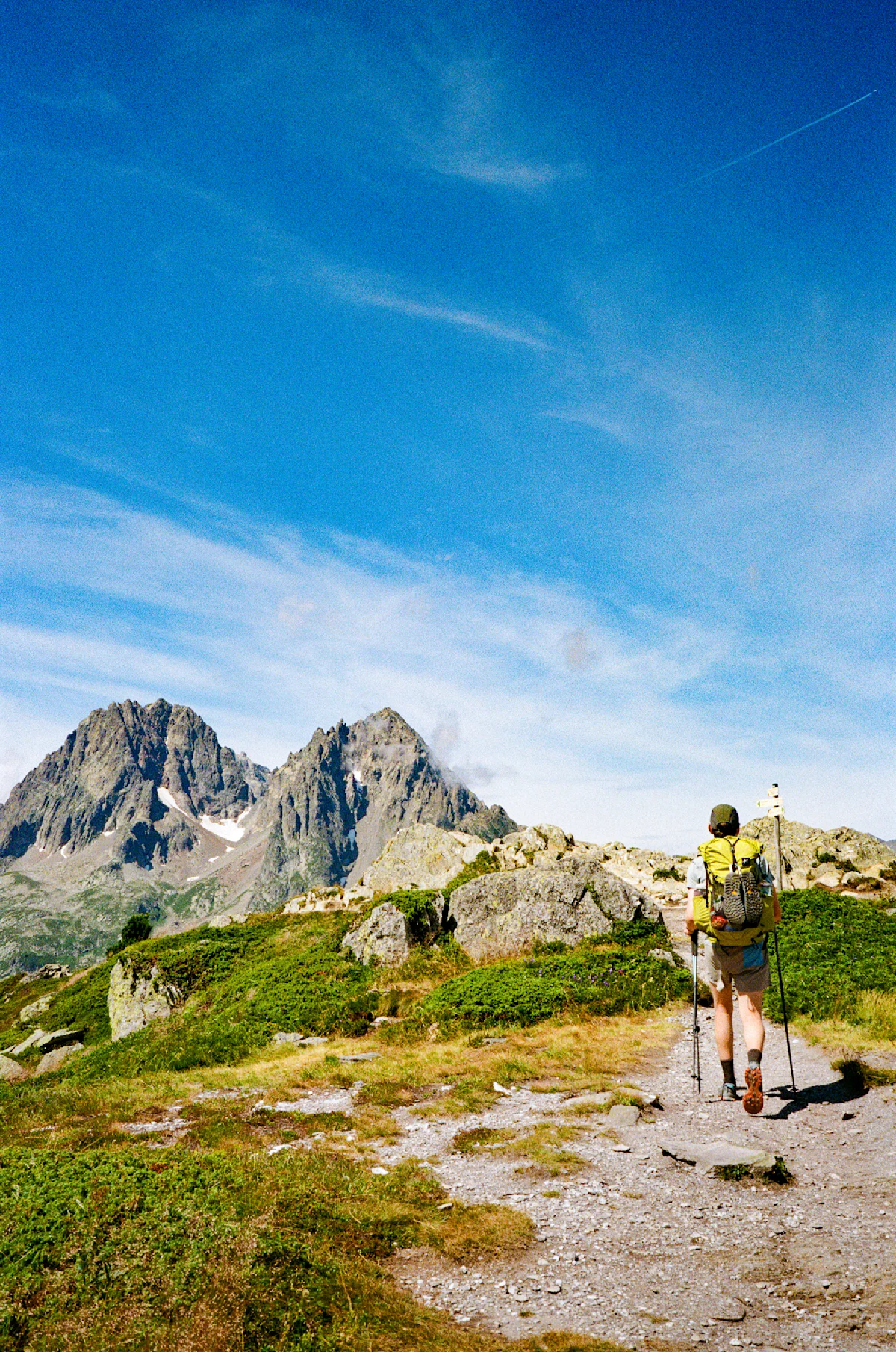 chalmers-tour-du-mont-blanc-hiker-on-trail