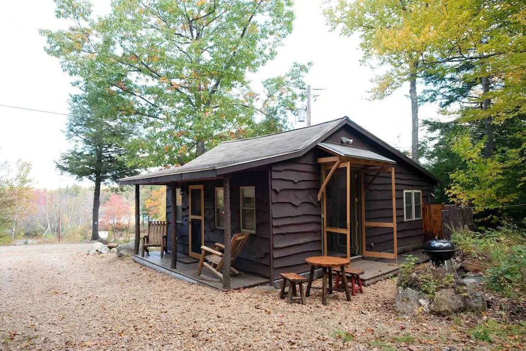 graylag-bower-cabin-pittsfield-new-hampshire