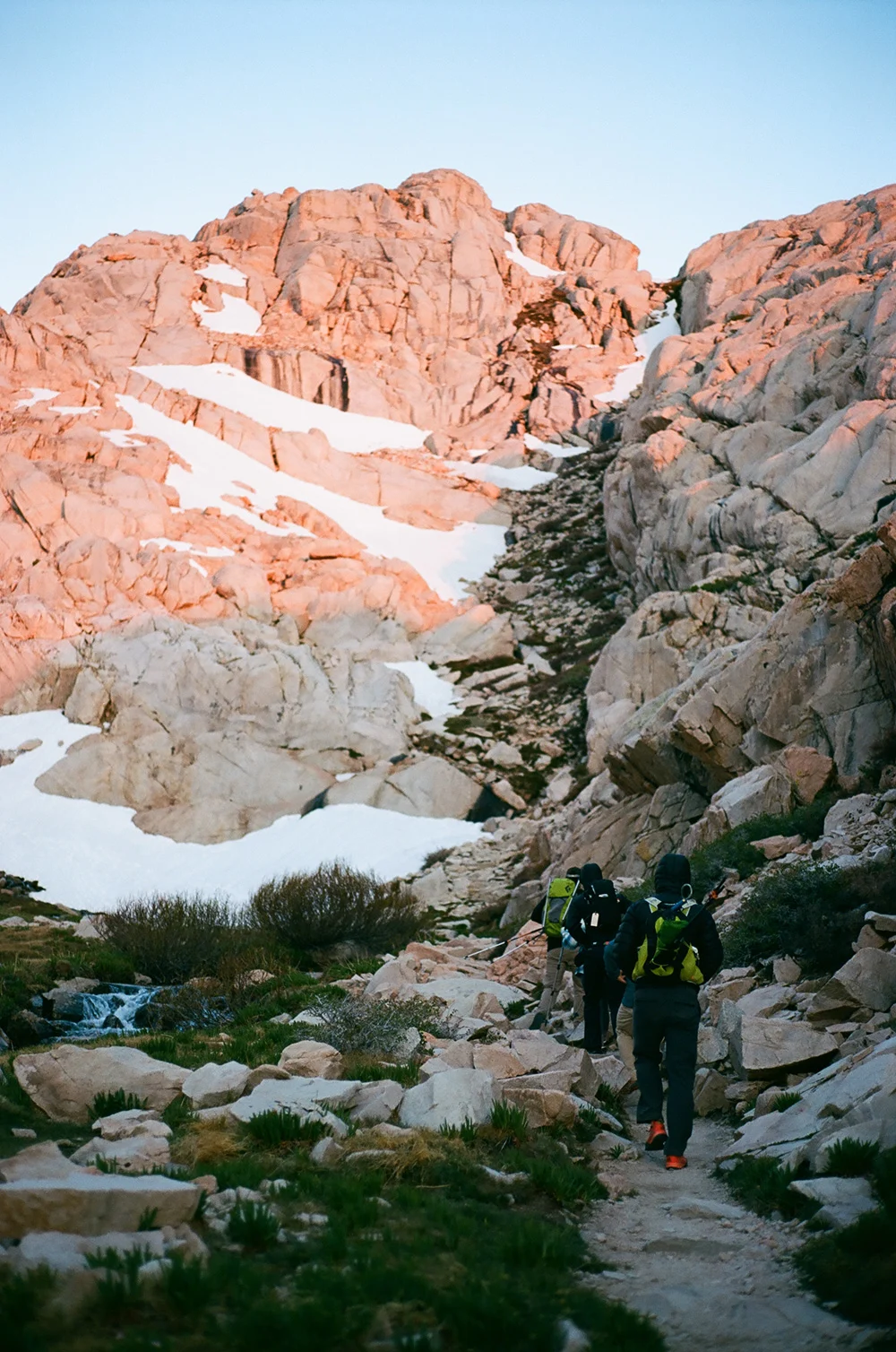D-Nieves-G2-Mt-Whitney-Fieldmag