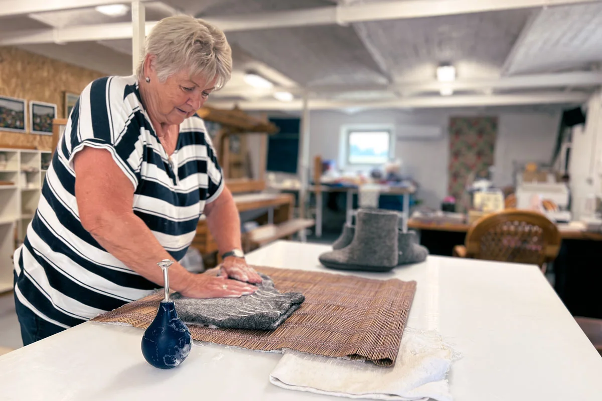 glerups-nanny-felting