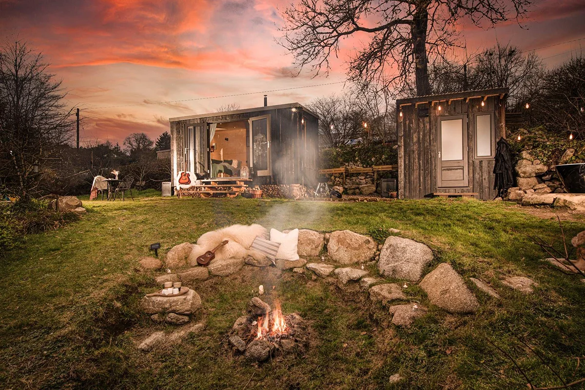 cornwall-glamping-sites-bird-box