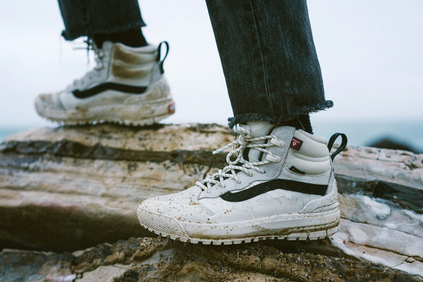 Total 64+ imagen vans hiking shoes reviews - Abzlocal.mx