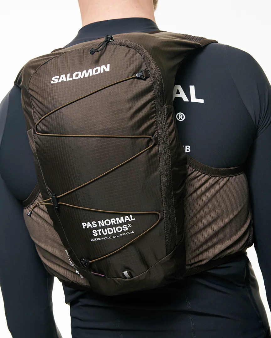 Salomon-Pas-Normal-Studio-Active-Skin-8-vest