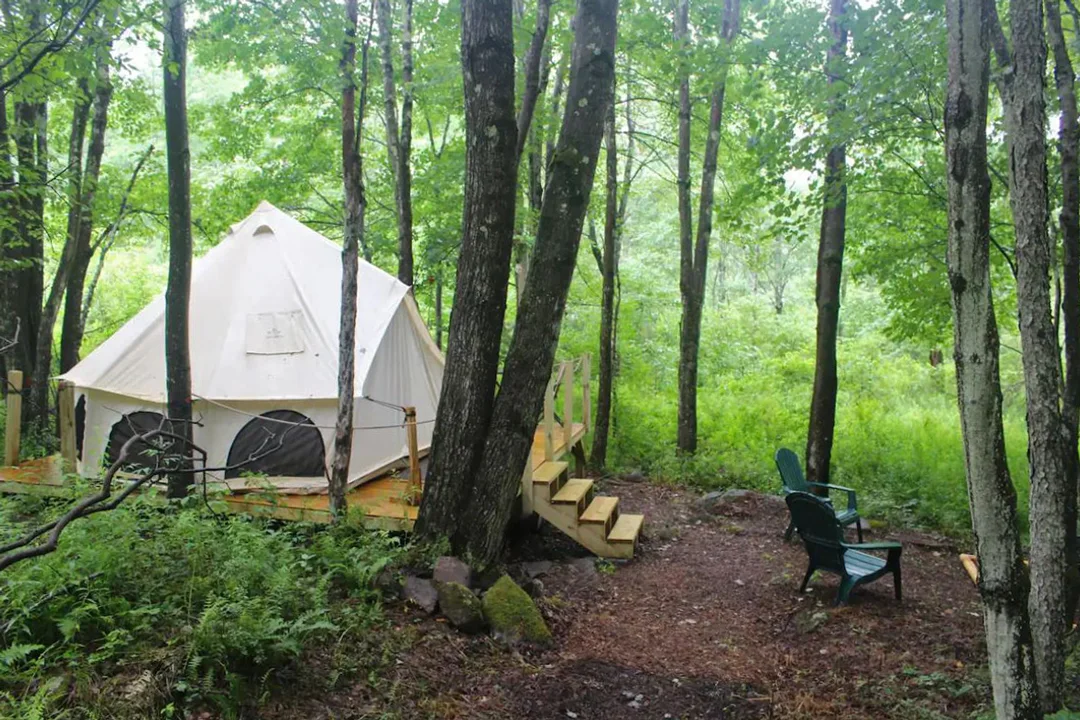 hidden-brook-tent-honesdale-pennsylvania