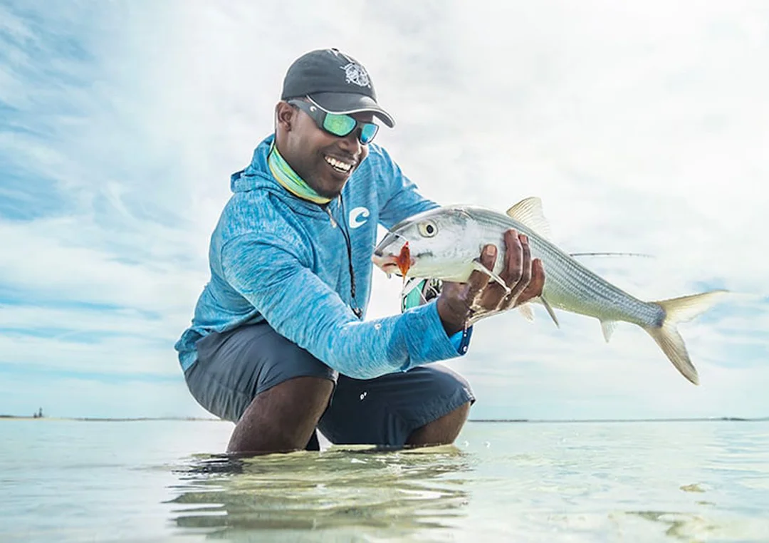 fly-fishing-costa-del-mar-blackfin-pro-lifestyle