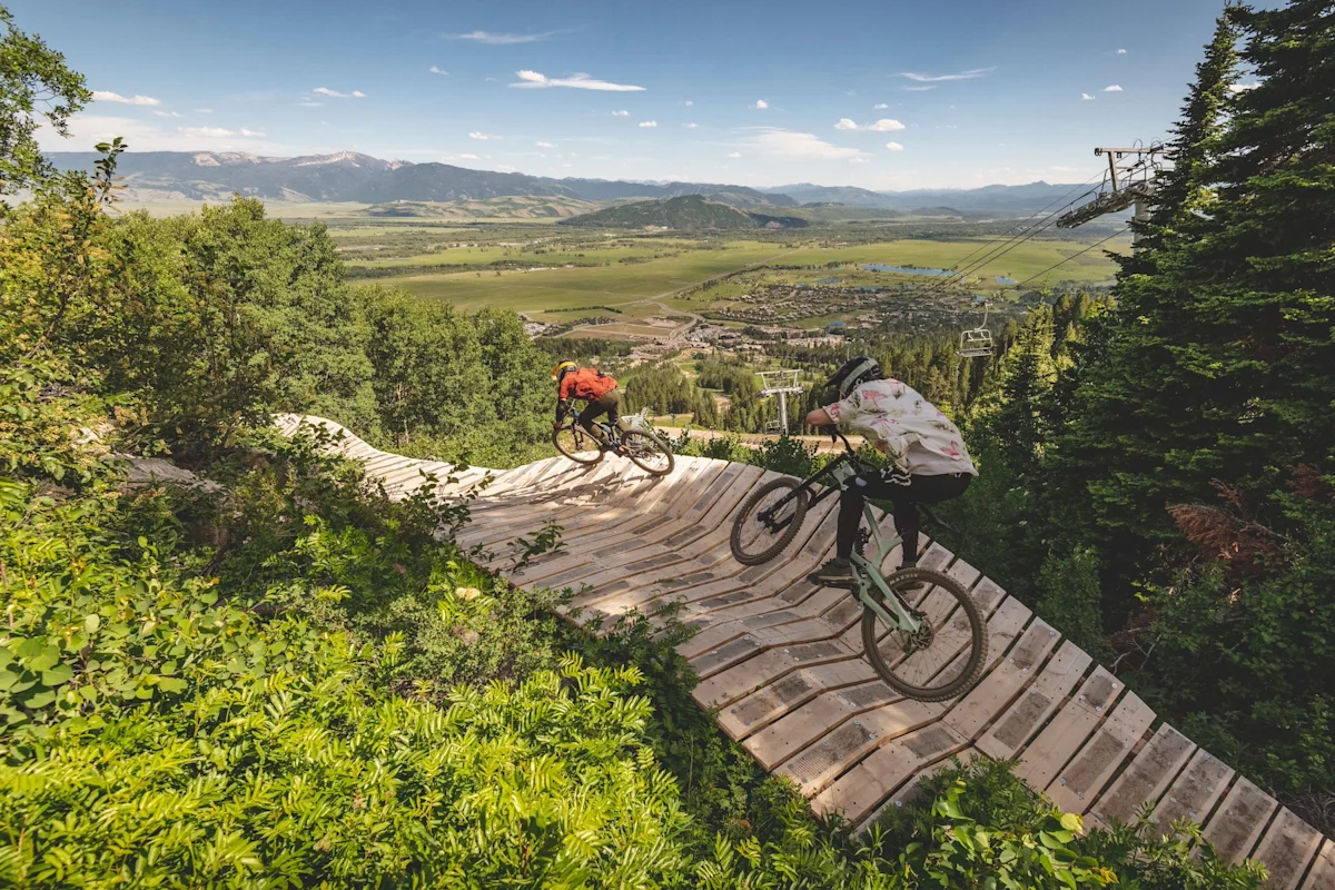 Jackson-Hole-Summer-Adventure-Mountain-Biking