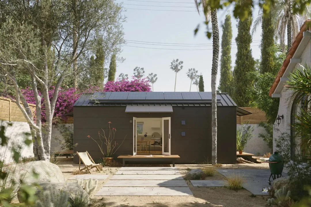 backyard-samara-exterior-studio
