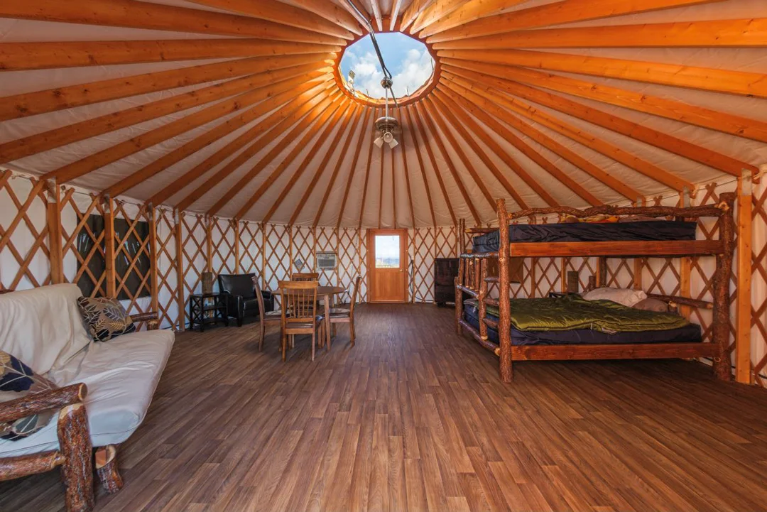 utah-dead-horse-state-park-yurt-interior