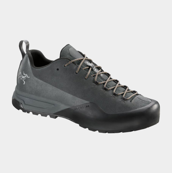 10 Best Approach Shoes for Everyday Wear | 2022 Beta | Field Mag