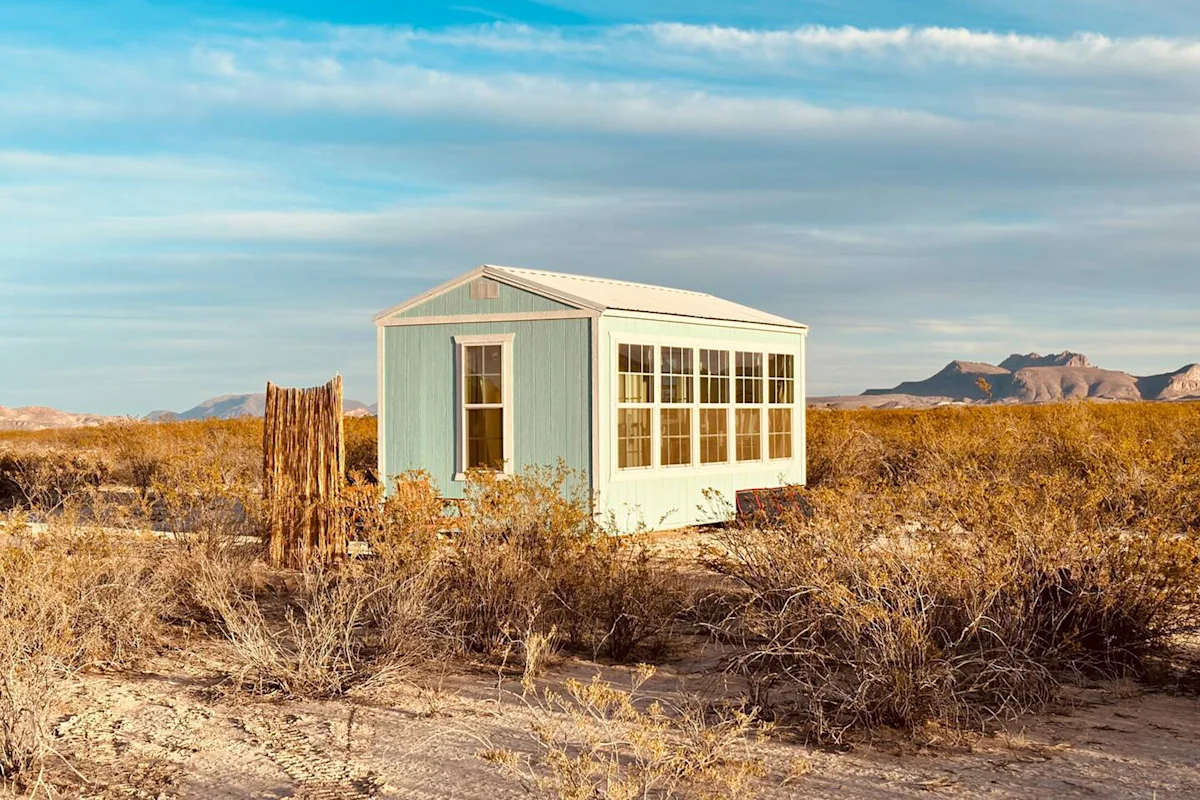 bungalow-cabin-terlingua-texas