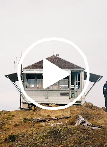 "Ode to Desolation" Celebrates One of America's Last Fire Lookouts
