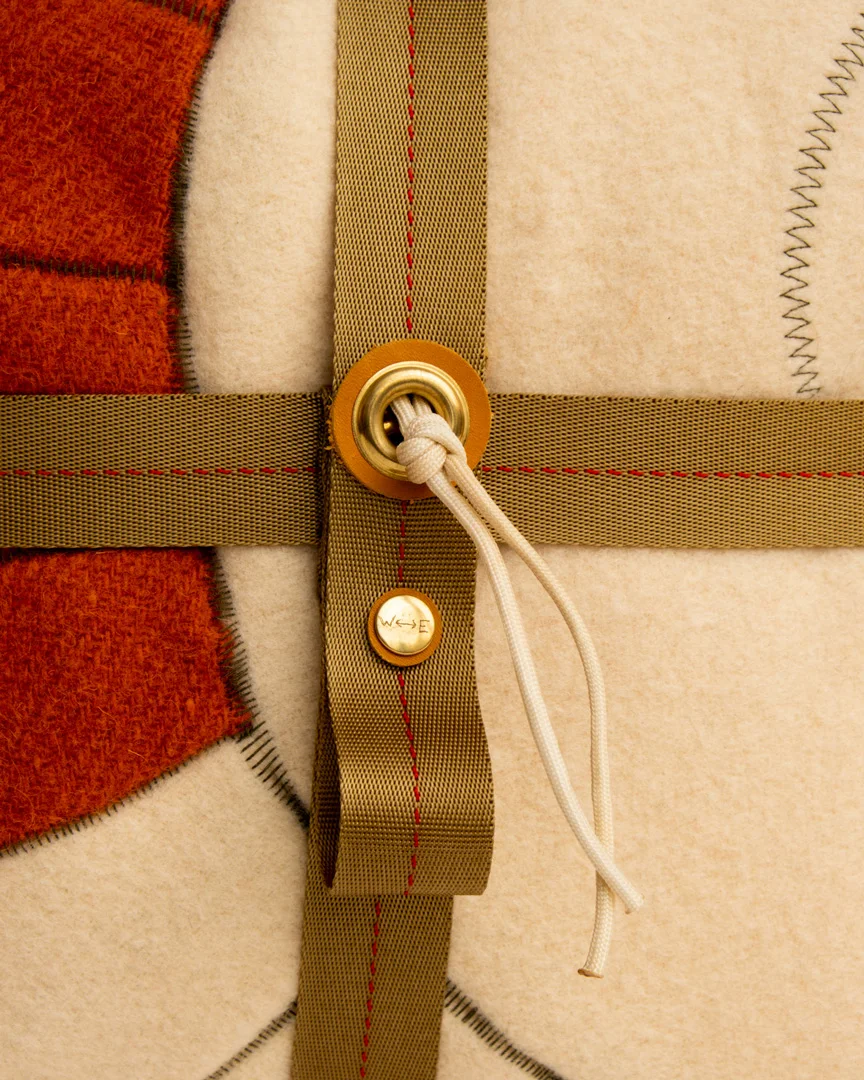 william-ellery-wool-parachute-blanket-strap-detail