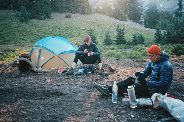 Sustainable Backpacking Meals: A Zero-Waste Guide